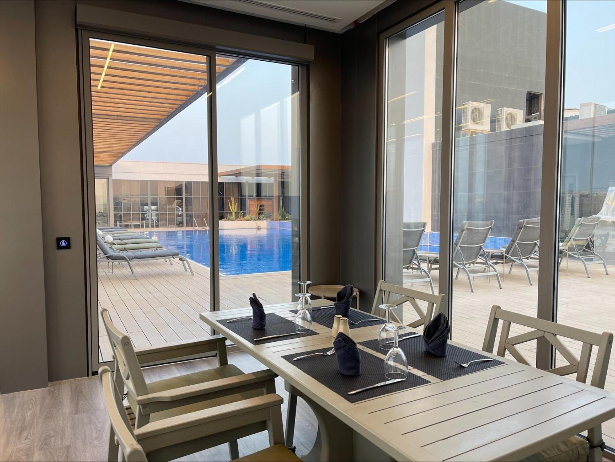 K108 Hotel Doha Exterior foto